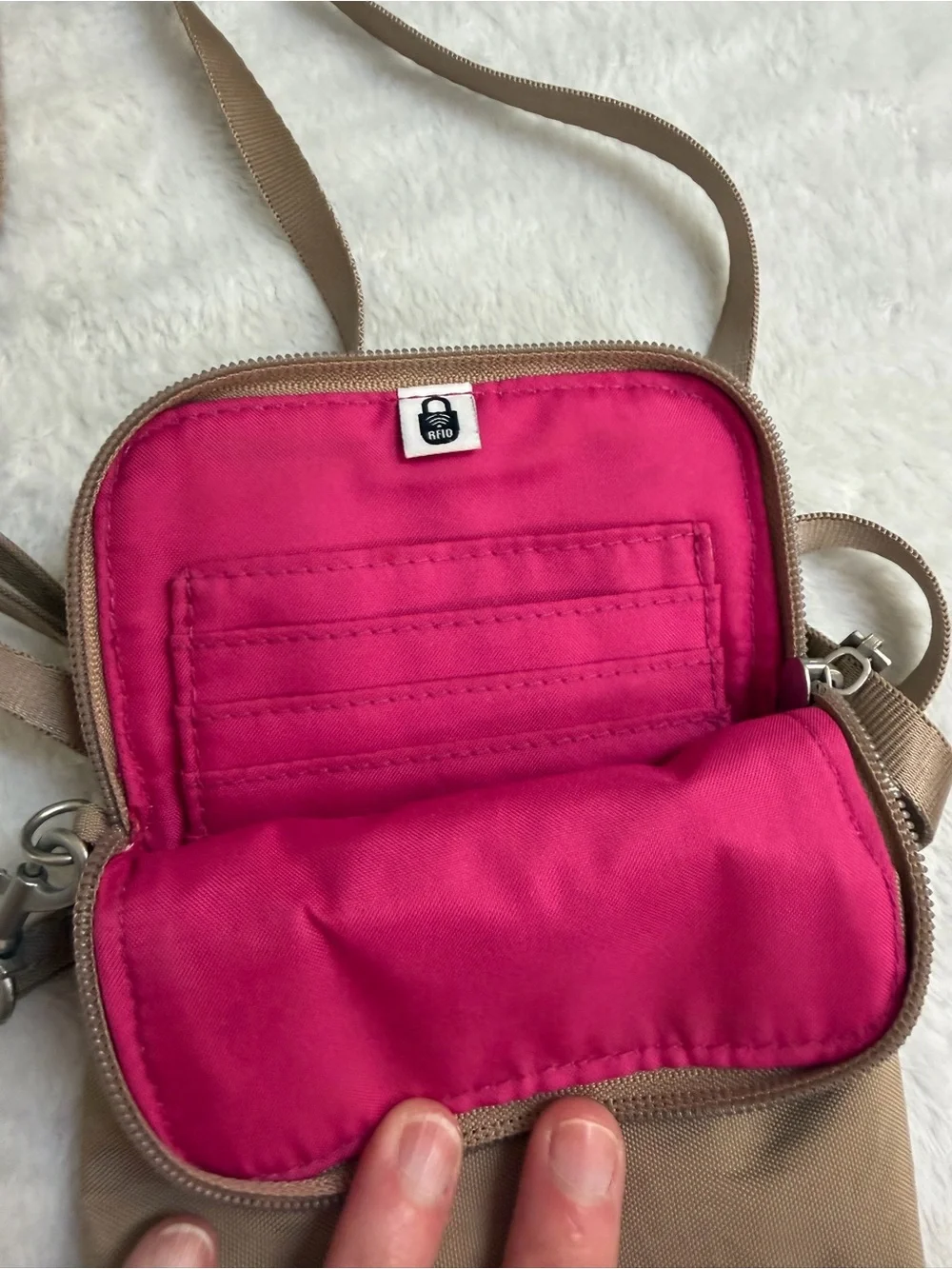 Baggallini Taupe RFID Convertible Crossbody Wristlet Phone Bag